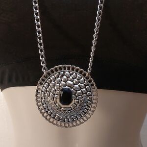 Art Deco Style Rhinestone Paved Peebled Texture Circle Pendant Pullover Necklace